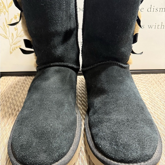 Koolaburra Shoes - Koolaburra Black Suede Boots with Tan Soles Women SZ 10 Box5